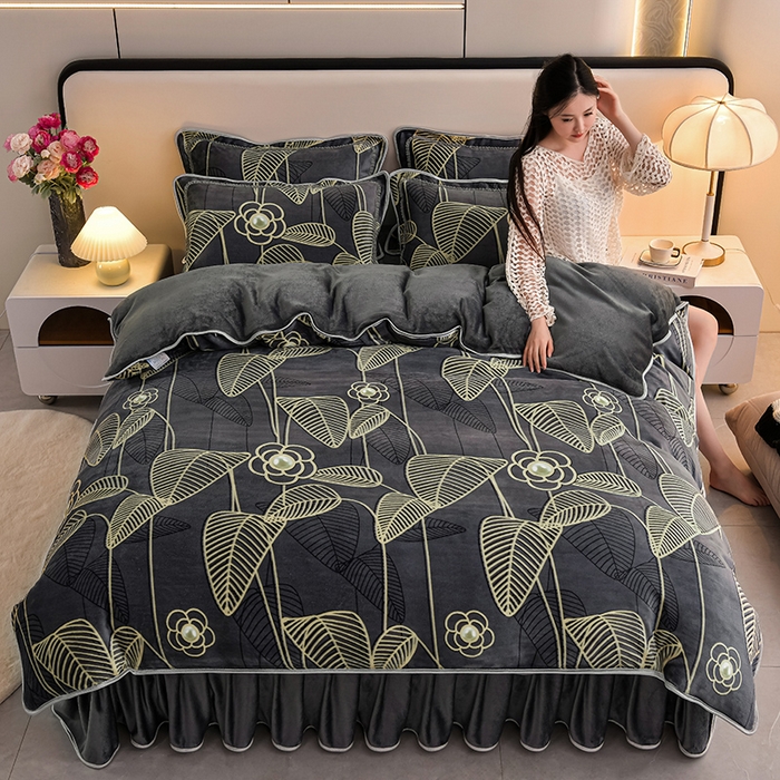 91家纺网 家纺一手货源 找家纺 （总 ）梦宴 2025新款冬季牛奶绒加厚保暖床裙款法兰绒珊瑚绒四件套床上用品