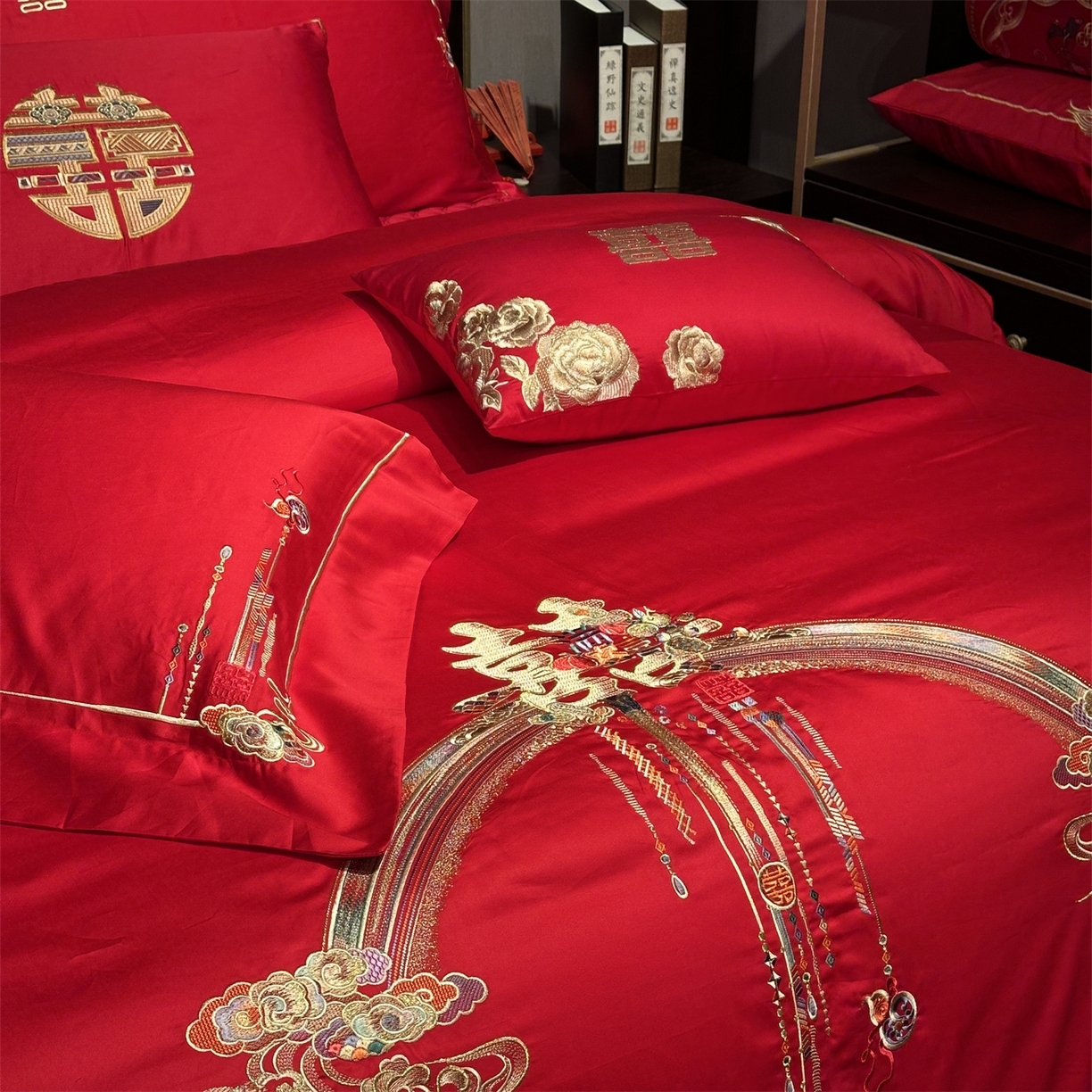 91家纺网 家纺一手货源 找家纺 （总）美娘阁 2025新款长绒棉全棉贡缎提花款新中式古典韵味精美刺绣婚庆四件套-系列二