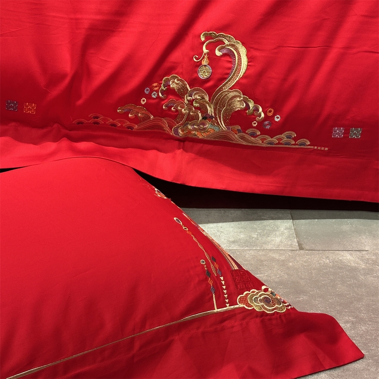 91家纺网 家纺一手货源 找家纺 （总）美娘阁 2025新款长绒棉全棉贡缎提花款新中式古典韵味精美刺绣婚庆四件套-系列二