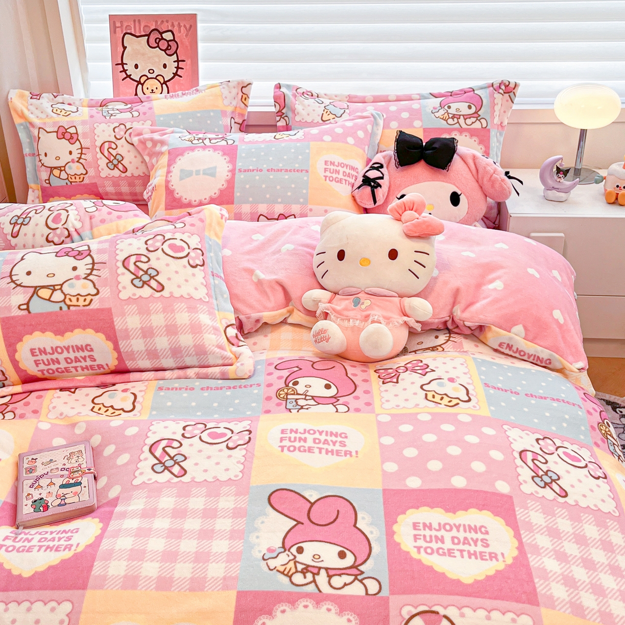 91家纺网 家纺一手货源 找家纺 （总）暮思家居 2025新款三丽鸥正版授权高克重200克加厚保暖卡通牛奶绒四件套