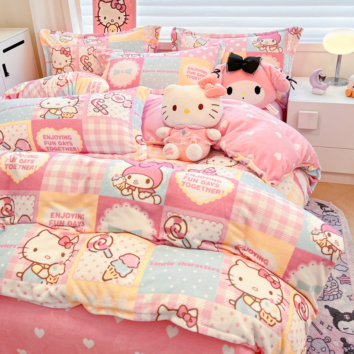 91家纺网 家纺一手货源 找家纺 （总）暮思家居 2025新款三丽鸥正版授权高克重200克加厚保暖卡通牛奶绒四件套