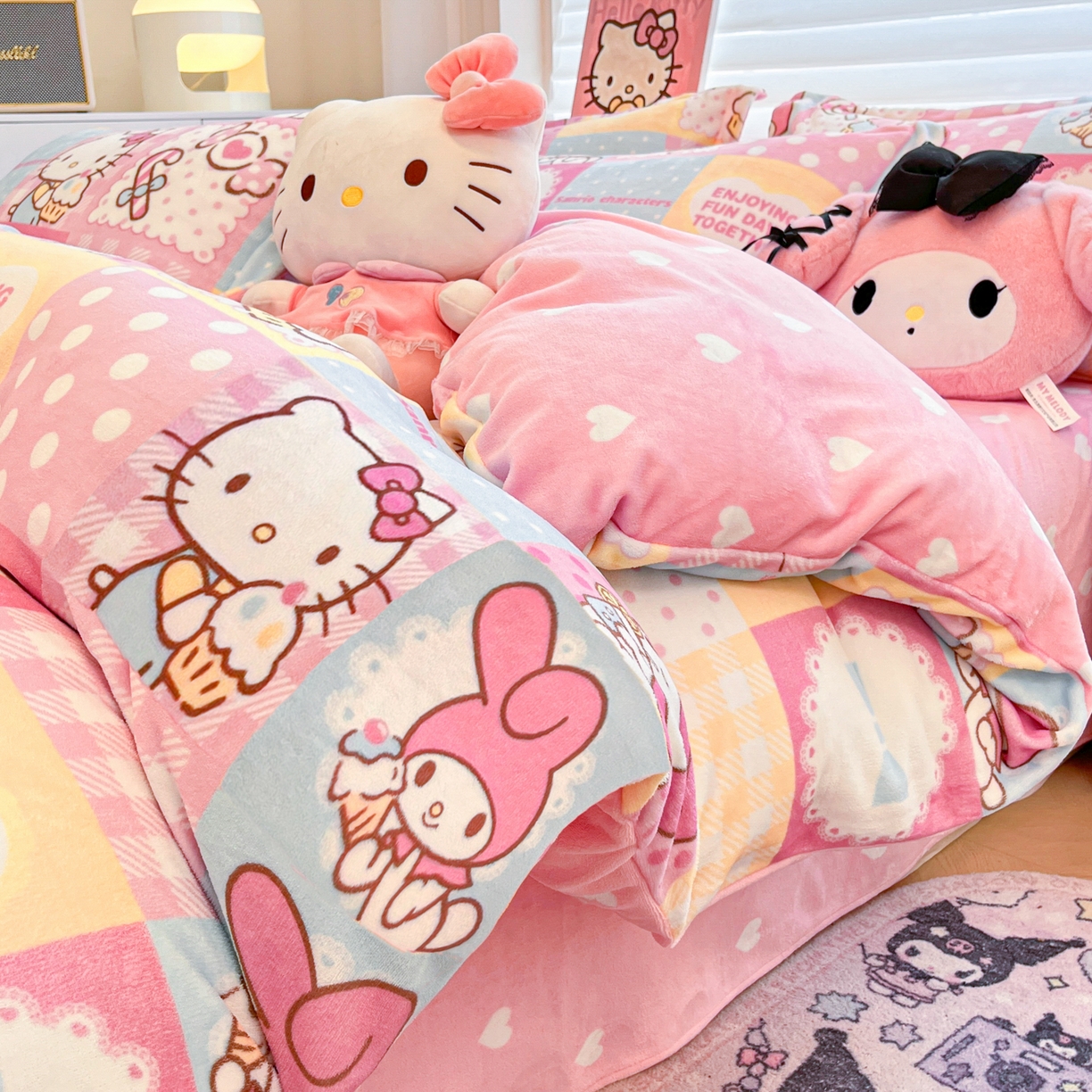 91家纺网 家纺一手货源 找家纺 暮思家居 2025新款三丽鸥正版授权高克重200克加厚保暖卡通牛奶绒四件套 牛奶绒-KT美乐蒂