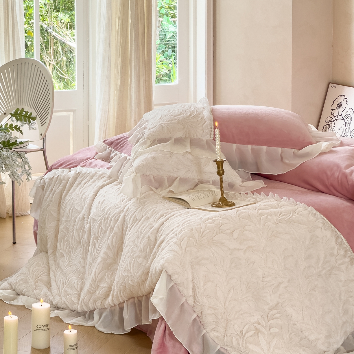 91家纺网 家纺一手货源 找家纺 慕克斯家纺 2025新款9斤韩版兔毛拼接牛奶绒法式雪纺花边四件套 法芙娜系列 法芙娜-粉豆沙