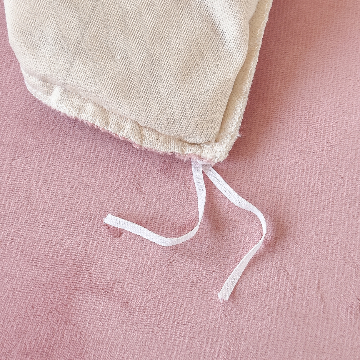 91家纺网 家纺一手货源 找家纺 慕克斯家纺 2025新款9斤韩版兔毛拼接牛奶绒法式雪纺花边四件套 法芙娜系列 法芙娜-粉豆沙