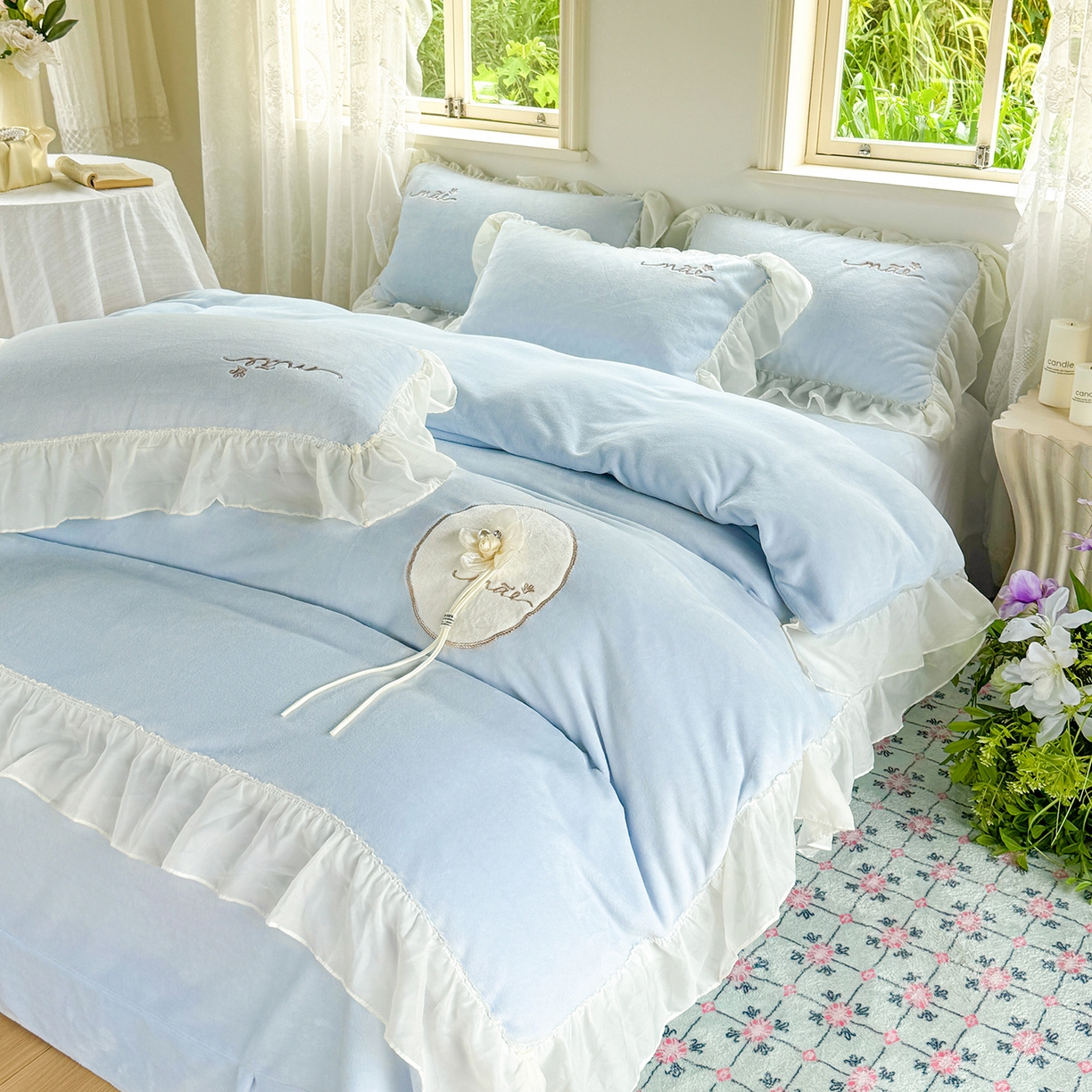 91家纺网 家纺一手货源 找家纺 慕克斯家纺 2025新款牛奶绒韩版贴布绣四件套 遇见系列 遇见-水兰