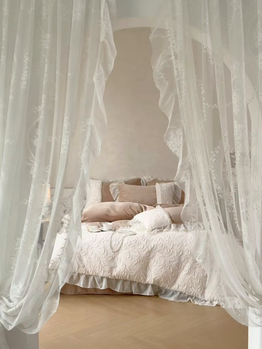 91家纺网 家纺一手货源 找家纺 慕克斯家纺 2025新款9斤韩版兔毛拼接牛奶绒法式雪纺花边四件套 法芙娜系列 法芙娜-卡其