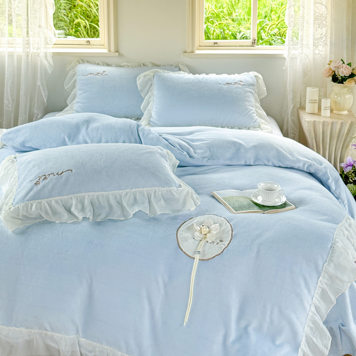 91家纺网 家纺一手货源 找家纺 慕克斯家纺 2025新款牛奶绒韩版贴布绣四件套 遇见系列 遇见-水兰