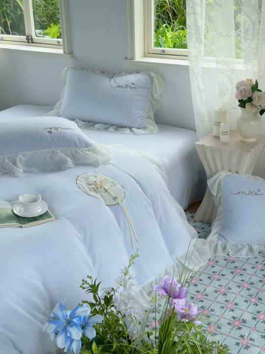 91家纺网 家纺一手货源 找家纺 慕克斯家纺 2025新款牛奶绒韩版贴布绣四件套 遇见系列 遇见-水兰