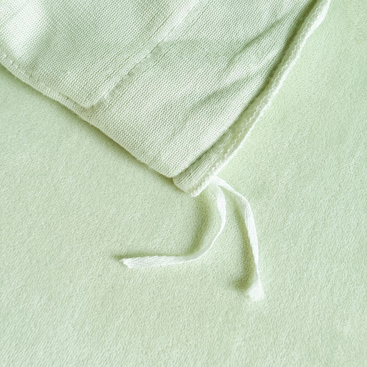 91家纺网 家纺一手货源 找家纺 慕克斯家纺 2025新款牛奶绒韩版贴布绣四件套 遇见系列 遇见-韵绿