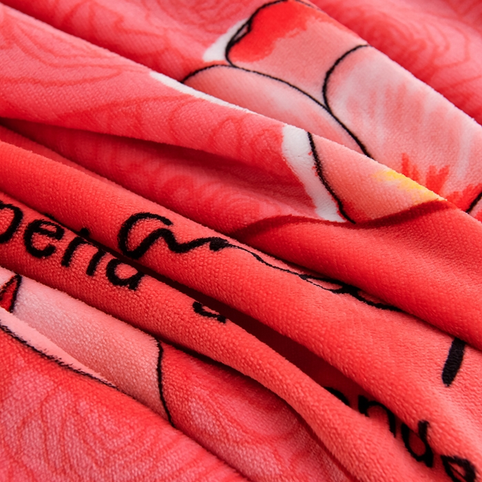 91家纺网 家纺一手货源 找家纺 梦宴 2025新款冬季牛奶绒加厚保暖床裙款法兰绒珊瑚绒四件套床上用品 红粉佳人