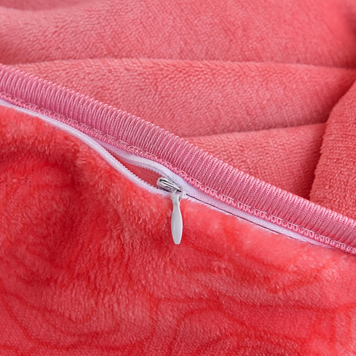 91家纺网 家纺一手货源 找家纺 梦宴 2025新款冬季牛奶绒加厚保暖床裙款法兰绒珊瑚绒四件套床上用品 红粉佳人