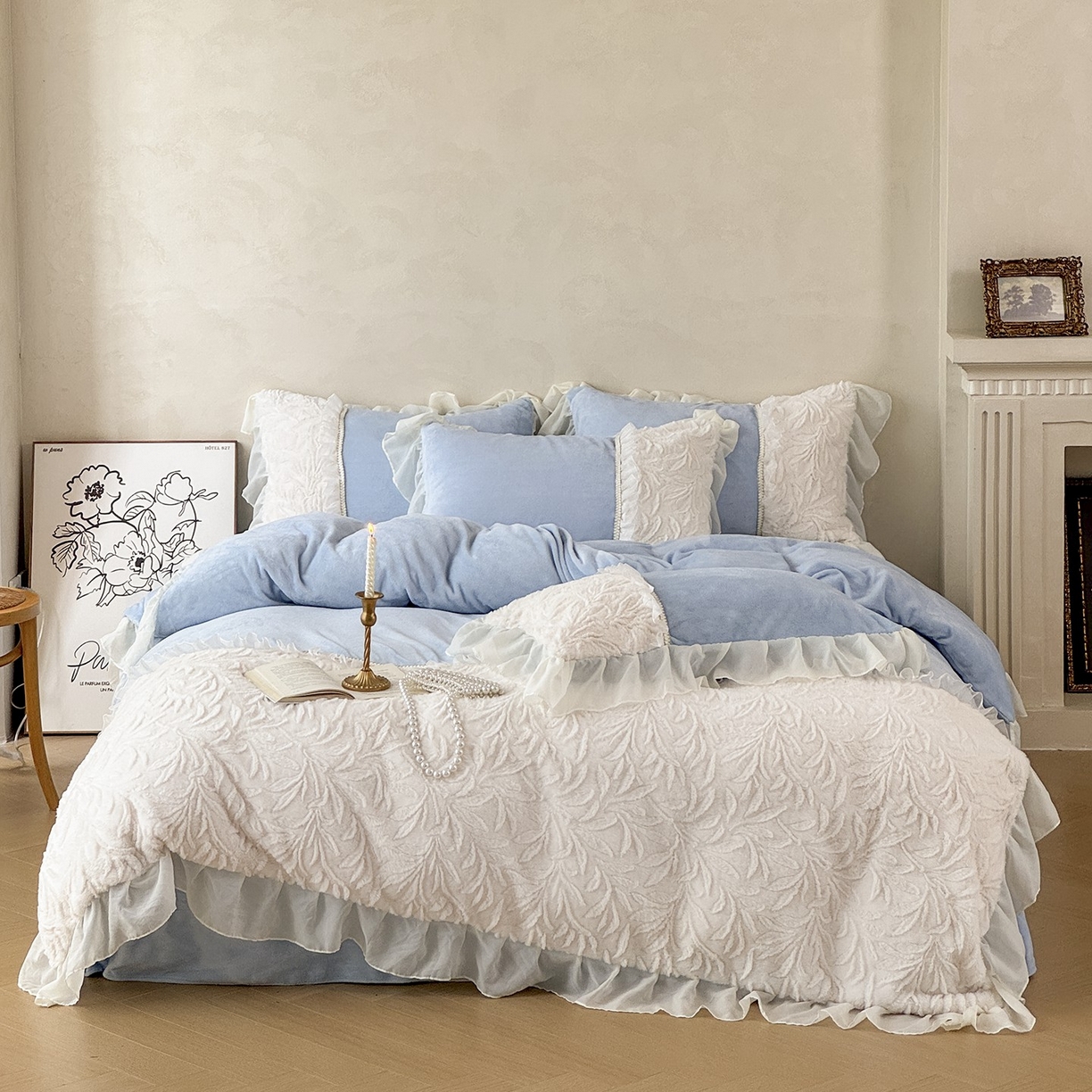 91家纺网 家纺一手货源 找家纺 慕克斯家纺 2025新款9斤韩版兔毛拼接牛奶绒法式雪纺花边四件套 法芙娜系列 法芙娜-天空蓝