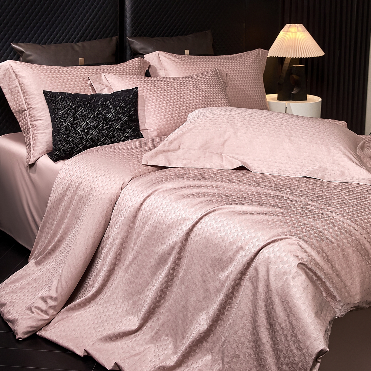 91家纺网 家纺一手货源 找家纺 安莱生活 新款100s全棉纯棉银丝简约四件套系列 镜莱105