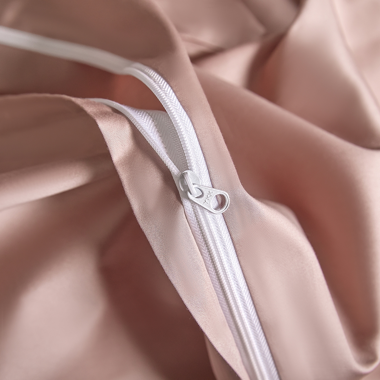 91家纺网 家纺一手货源 找家纺 安莱生活 新款100s全棉纯棉银丝简约四件套系列 镜莱105