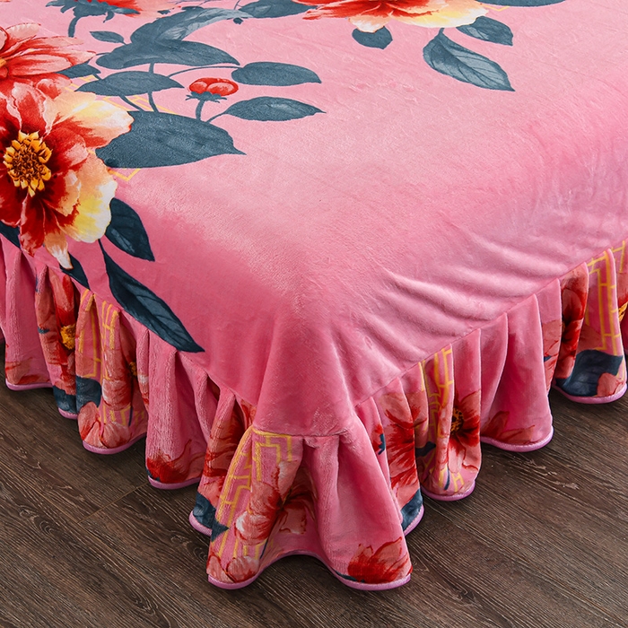 91家纺网 家纺一手货源 找家纺 梦宴 2025新款冬季牛奶绒加厚保暖床裙款法兰绒珊瑚绒四件套床上用品 花开盛宴