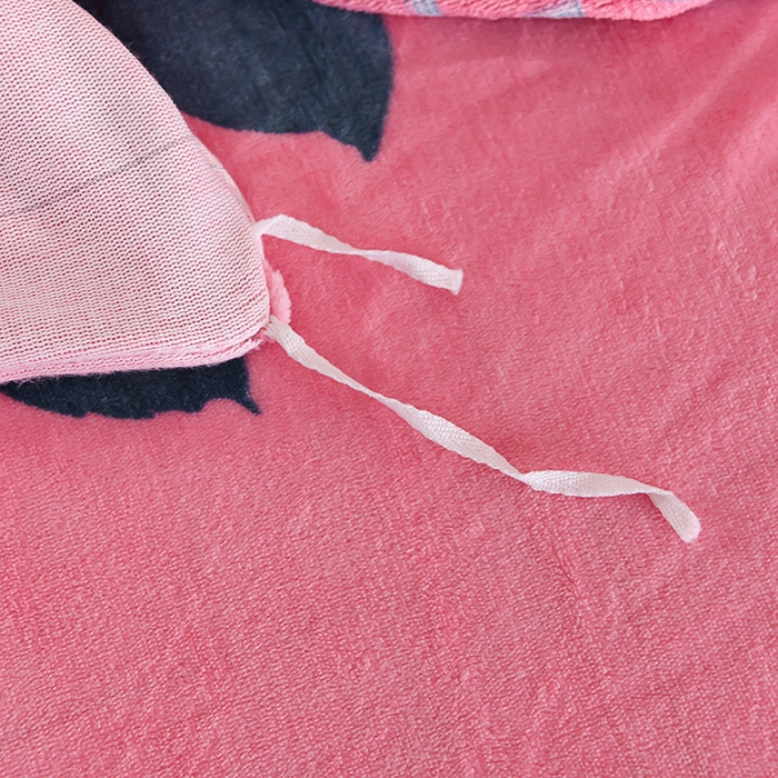 91家纺网 家纺一手货源 找家纺 梦宴 2025新款冬季牛奶绒加厚保暖床裙款法兰绒珊瑚绒四件套床上用品 花开盛宴