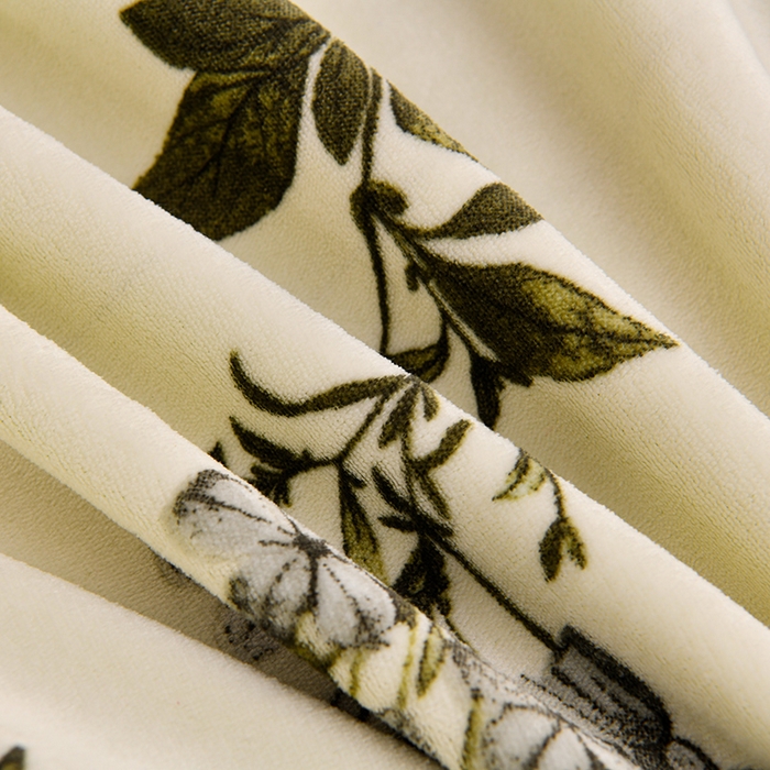 91家纺网 家纺一手货源 找家纺 梦宴 2025新款冬季牛奶绒加厚保暖床裙款法兰绒珊瑚绒四件套床上用品 花样情怀