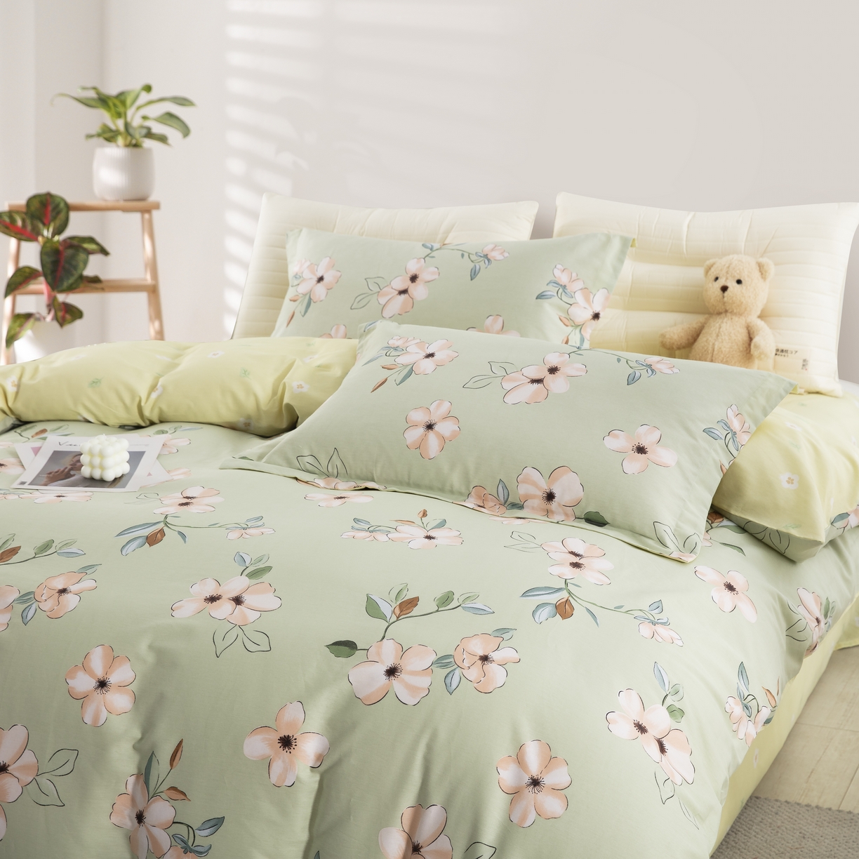 91家纺网 家纺一手货源 找家纺 鲁爱家纺供货 全棉斜纹印花四件套 花梦初醒