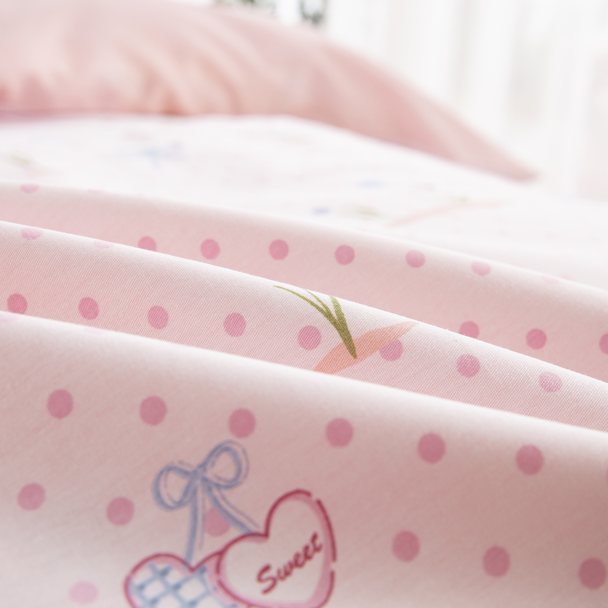 91家纺网 家纺一手货源 找家纺 鲁爱家纺供货 全棉斜纹印花四件套 花香晨语