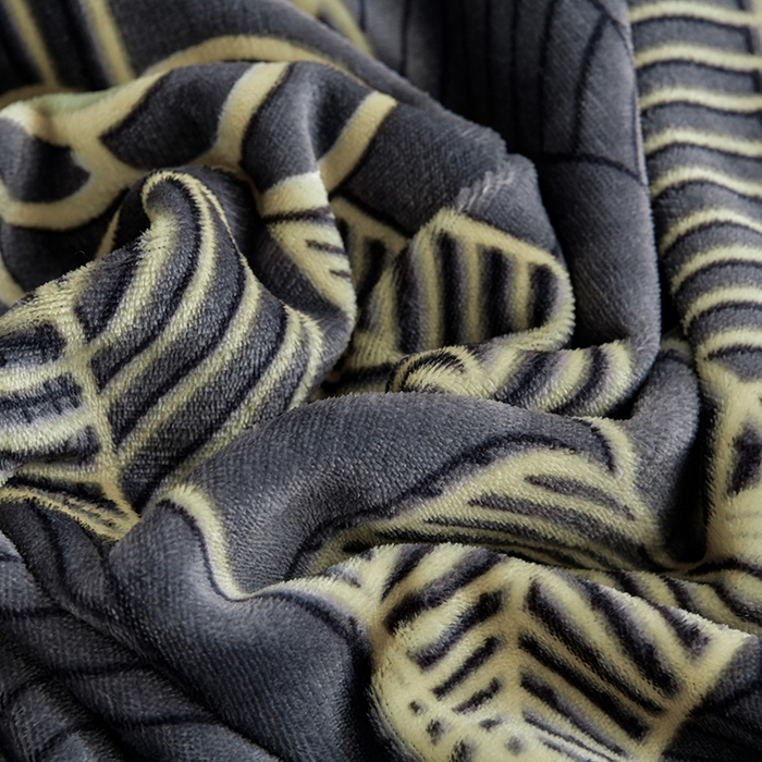 91家纺网 家纺一手货源 找家纺 梦宴 2025新款冬季牛奶绒加厚保暖床裙款法兰绒珊瑚绒四件套床上用品 金枝玉叶