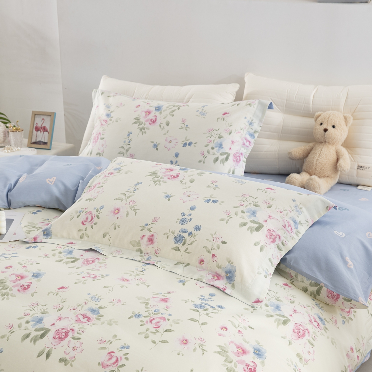 91家纺网 家纺一手货源 找家纺 鲁爱家纺供货 全棉斜纹印花四件套 假日奇遇