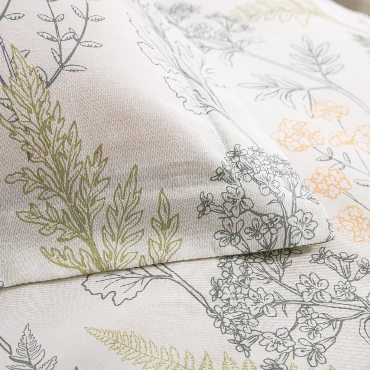 91家纺网 家纺一手货源 找家纺 鲁爱家纺供货 全棉斜纹印花四件套 流年