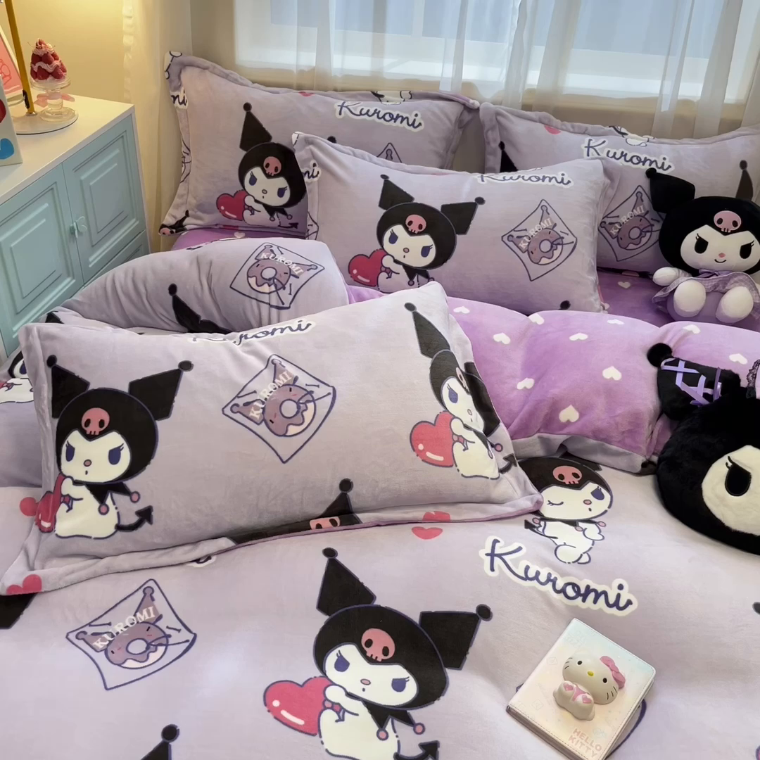 91家纺网 家纺一手货源 找家纺 暮思家居 2025新款三丽鸥正版授权高克重200克加厚保暖卡通牛奶绒四件套 牛奶绒-巴库库洛米