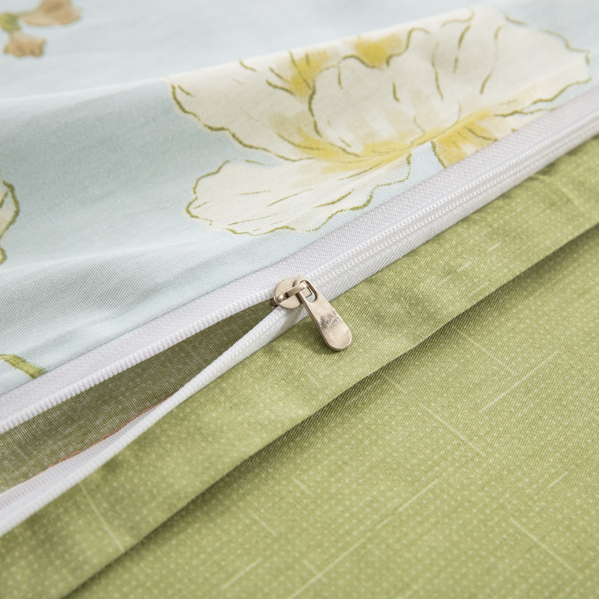 91家纺网 家纺一手货源 找家纺 鲁爱家纺供货 全棉斜纹印花四件套 南巷清风