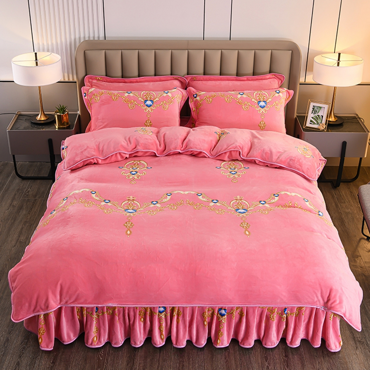 91家纺网 家纺一手货源 找家纺 梦宴 2025新款冬季牛奶绒加厚保暖床裙款法兰绒珊瑚绒四件套床上用品 梦恋