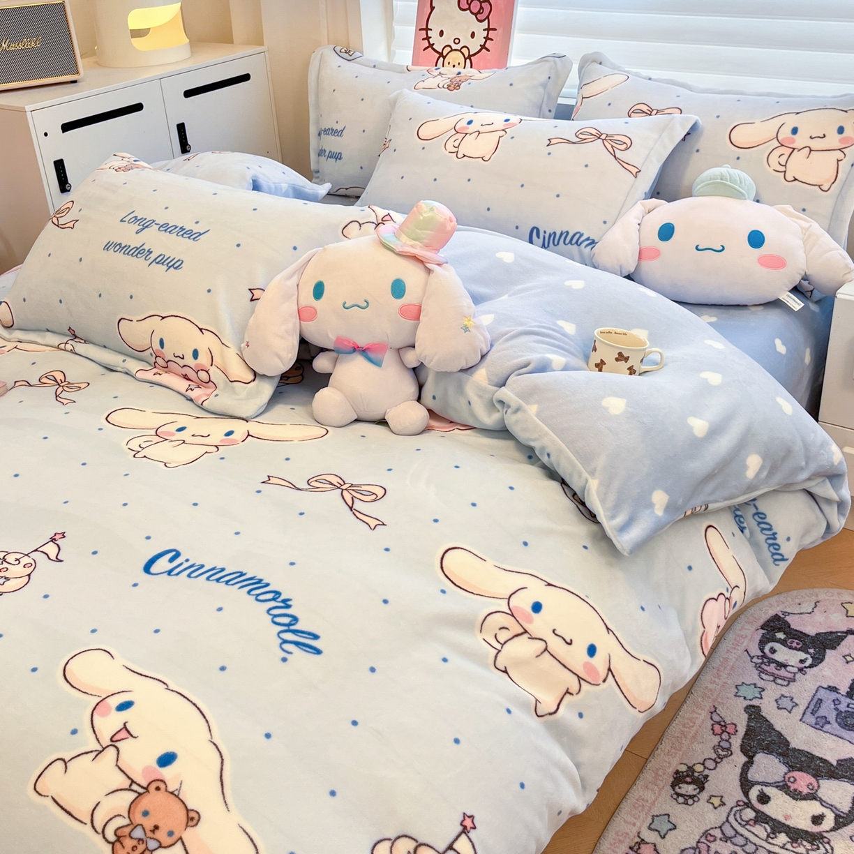 91家纺网 家纺一手货源 找家纺 暮思家居 2025新款三丽鸥正版授权高克重200克加厚保暖卡通牛奶绒四件套 牛奶绒-点点玉桂狗