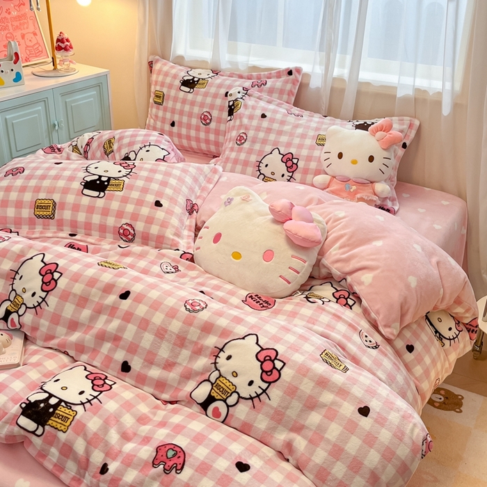 91家纺网 家纺一手货源 找家纺 暮思家居 2025新款三丽鸥正版授权高克重200克加厚保暖卡通牛奶绒四件套 牛奶绒-粉格kt