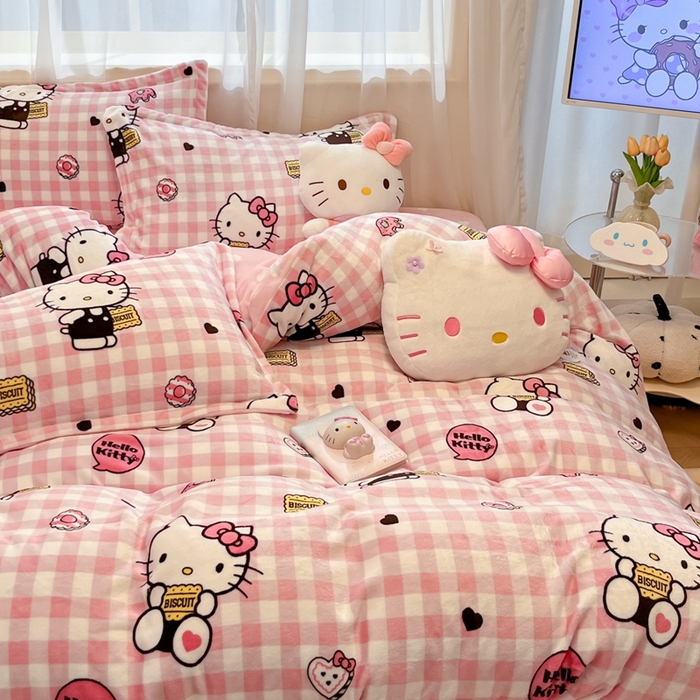 91家纺网 家纺一手货源 找家纺 暮思家居 2025新款三丽鸥正版授权高克重200克加厚保暖卡通牛奶绒四件套 牛奶绒-粉格kt