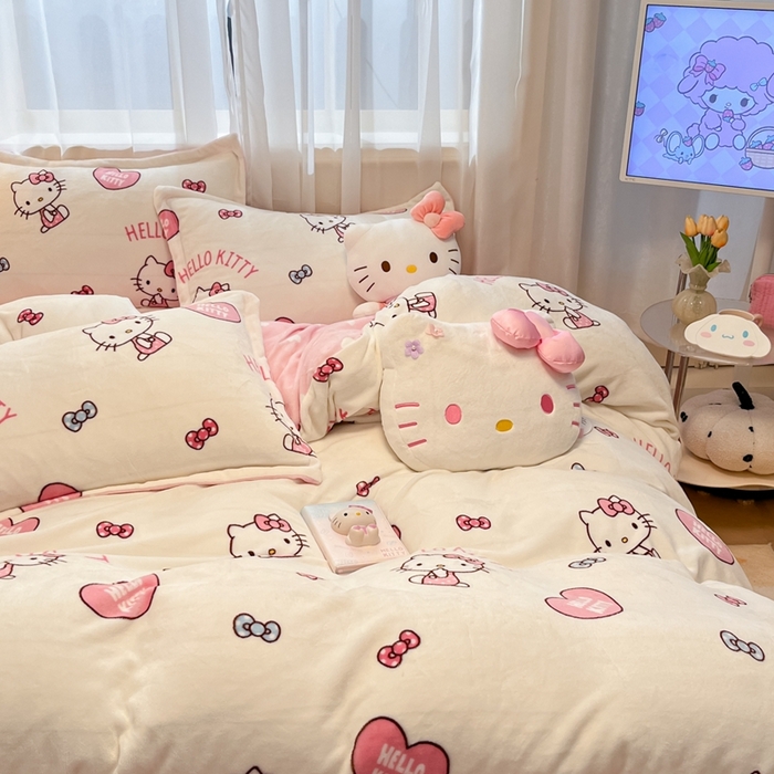 91家纺网 家纺一手货源 找家纺 暮思家居 2025新款三丽鸥正版授权高克重200克加厚保暖卡通牛奶绒四件套 牛奶绒-蝴蝶结kt