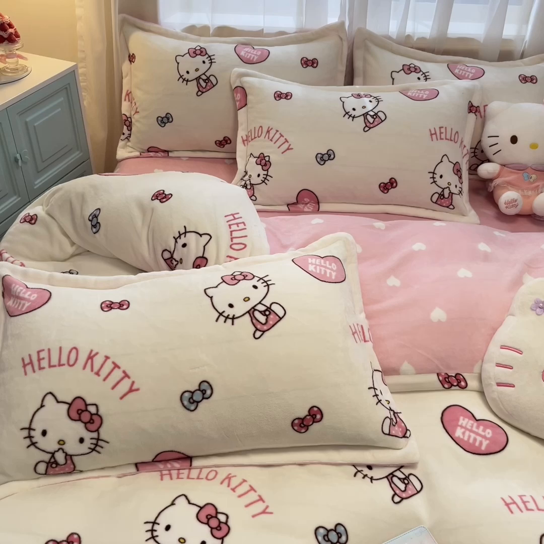 91家纺网 家纺一手货源 找家纺 暮思家居 2025新款三丽鸥正版授权高克重200克加厚保暖卡通牛奶绒四件套 牛奶绒-蝴蝶结kt