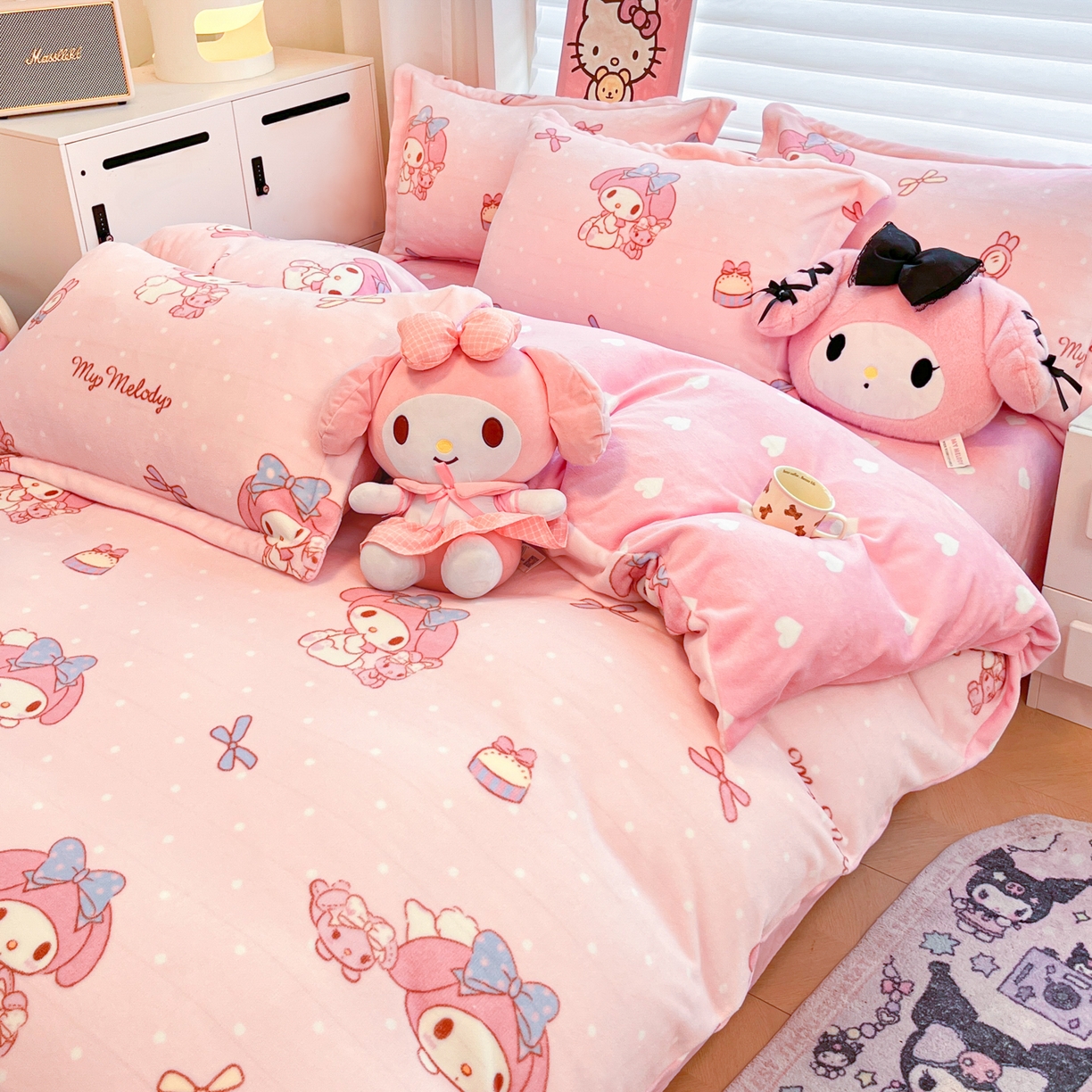 91家纺网 家纺一手货源 找家纺 暮思家居 2025新款三丽鸥正版授权高克重200克加厚保暖卡通牛奶绒四件套 牛奶绒-蝴蝶结美乐蒂