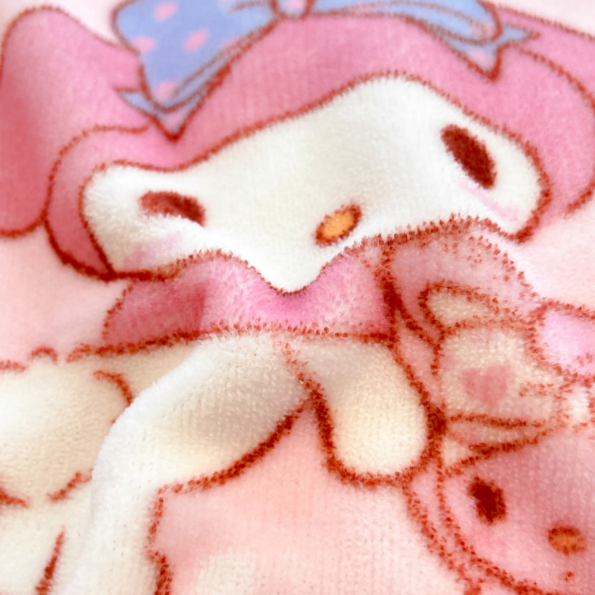 91家纺网 家纺一手货源 找家纺 暮思家居 2025新款三丽鸥正版授权高克重200克加厚保暖卡通牛奶绒四件套 牛奶绒-蝴蝶结美乐蒂