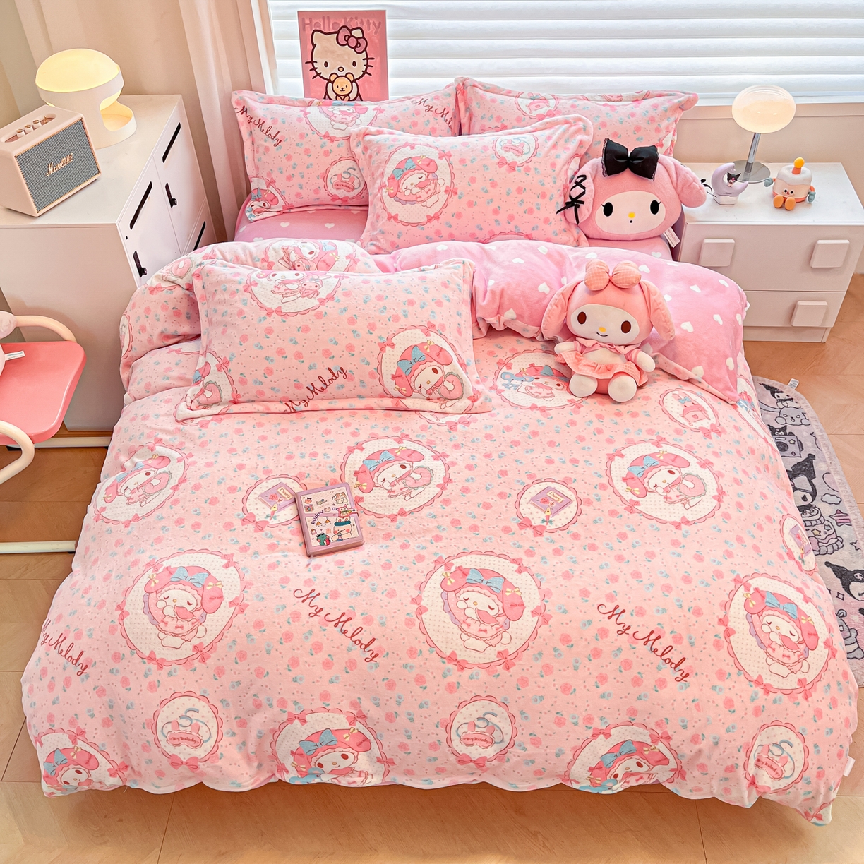 91家纺网 家纺一手货源 找家纺 暮思家居 2025新款三丽鸥正版授权高克重200克加厚保暖卡通牛奶绒四件套 牛奶绒-花花美乐蒂