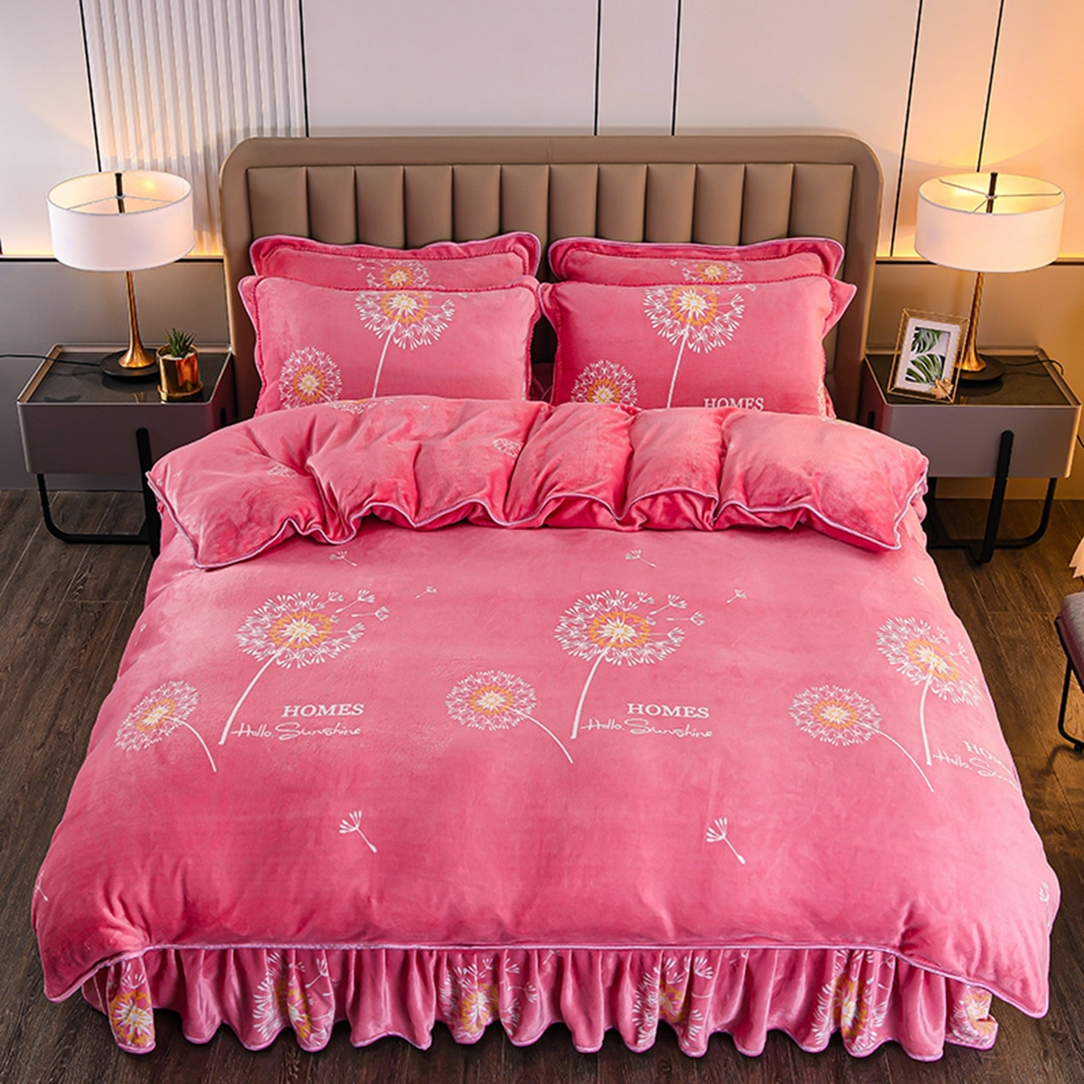 91家纺网 家纺一手货源 找家纺 梦宴 2025新款冬季牛奶绒加厚保暖床裙款法兰绒珊瑚绒四件套床上用品 蒲公英