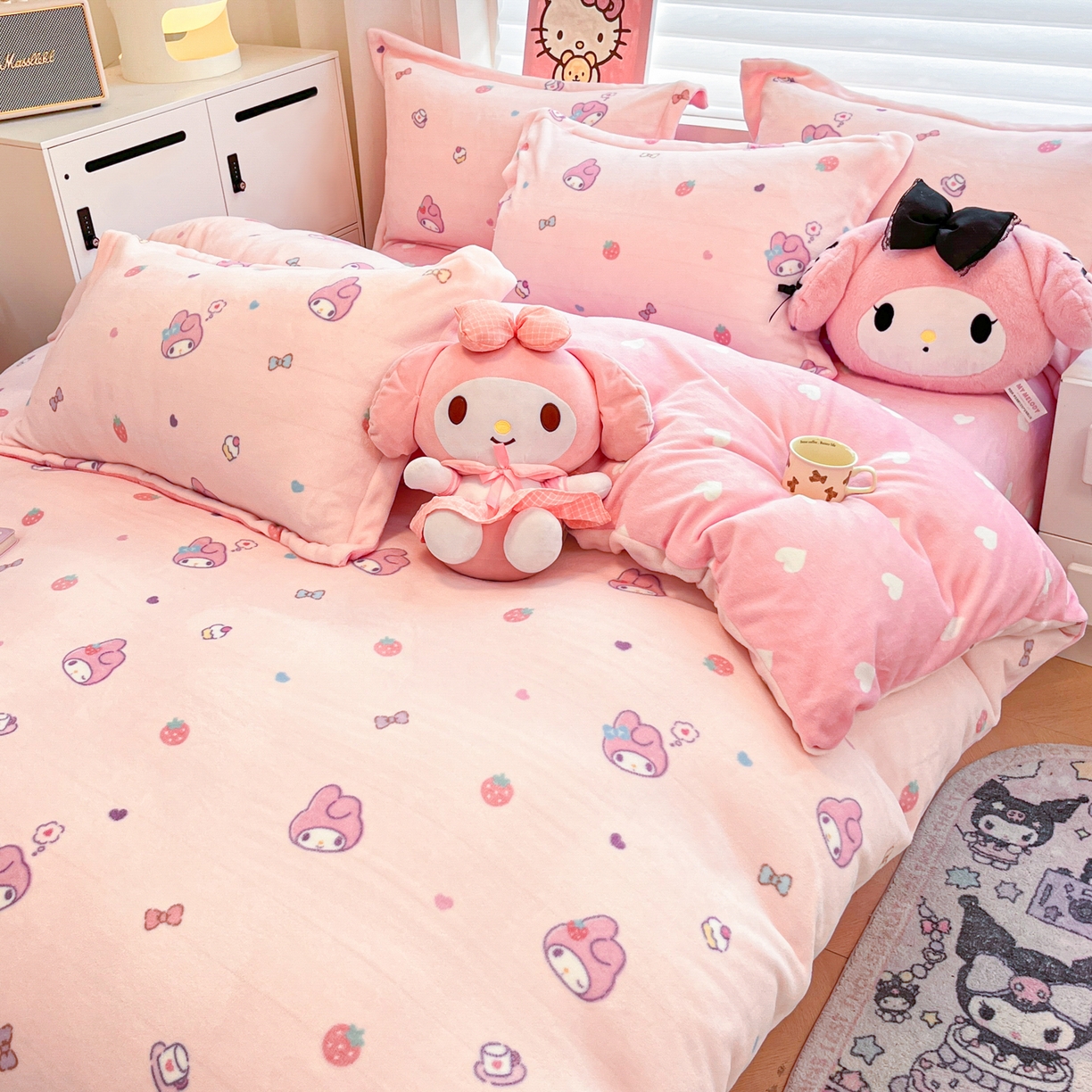 91家纺网 家纺一手货源 找家纺 暮思家居 2025新款三丽鸥正版授权高克重200克加厚保暖卡通牛奶绒四件套 牛奶绒-可可美乐蒂