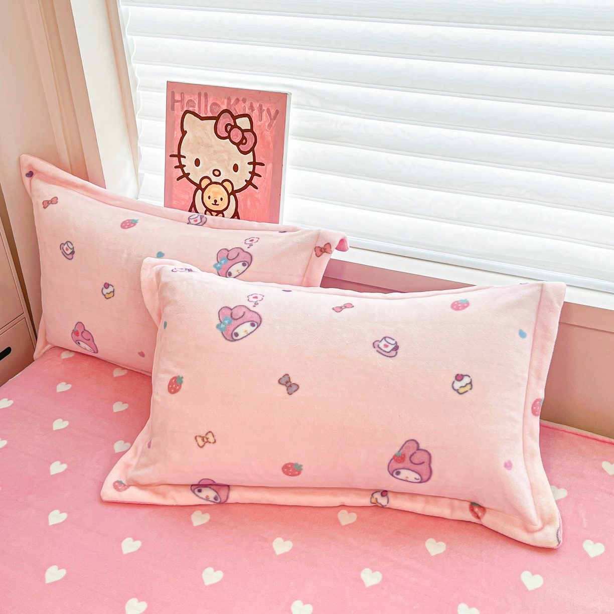 91家纺网 家纺一手货源 找家纺 暮思家居 2025新款三丽鸥正版授权高克重200克加厚保暖卡通牛奶绒四件套 牛奶绒-可可美乐蒂