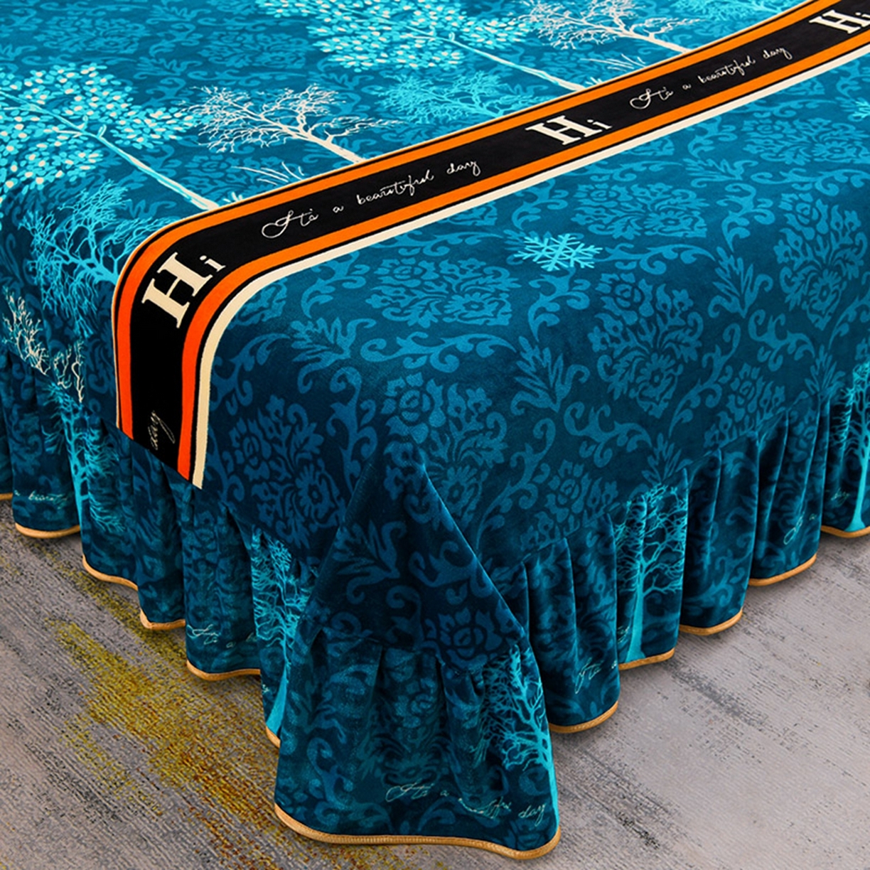 91家纺网 家纺一手货源 找家纺 梦宴 2025新款冬季牛奶绒加厚保暖床裙款法兰绒珊瑚绒四件套床上用品 森林童话