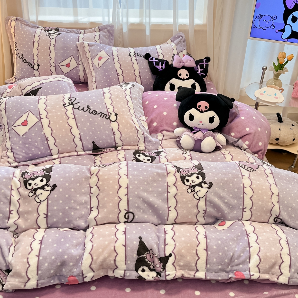 91家纺网 家纺一手货源 找家纺 暮思家居 2025新款三丽鸥正版授权高克重200克加厚保暖卡通牛奶绒四件套 牛奶绒-情书库洛米
