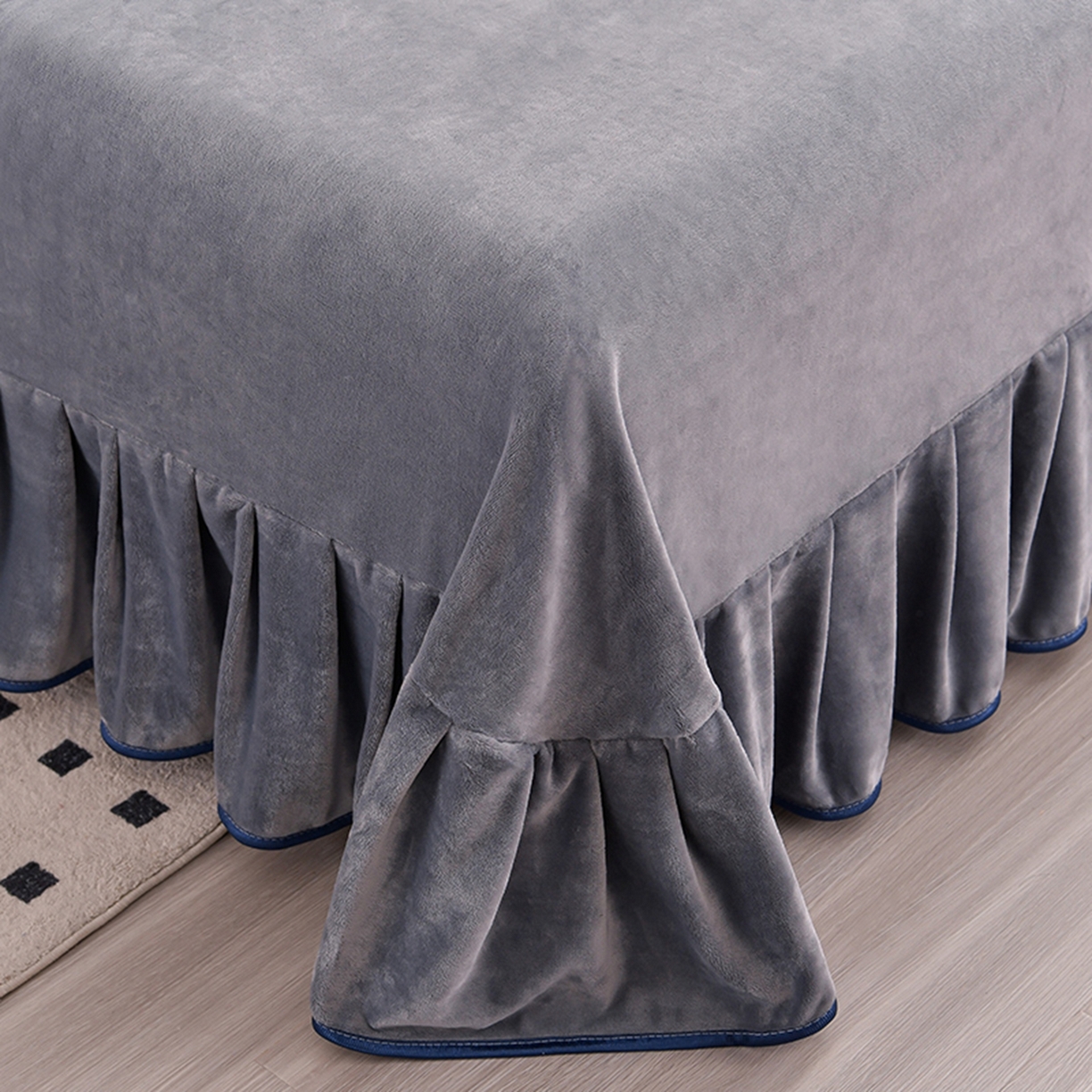 91家纺网 家纺一手货源 找家纺 梦宴 2025新款冬季牛奶绒加厚保暖床裙款法兰绒珊瑚绒四件套床上用品 圣诞鹿