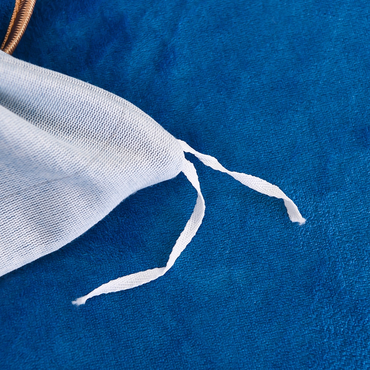 91家纺网 家纺一手货源 找家纺 梦宴 2025新款冬季牛奶绒加厚保暖床裙款法兰绒珊瑚绒四件套床上用品 盛世爱恋