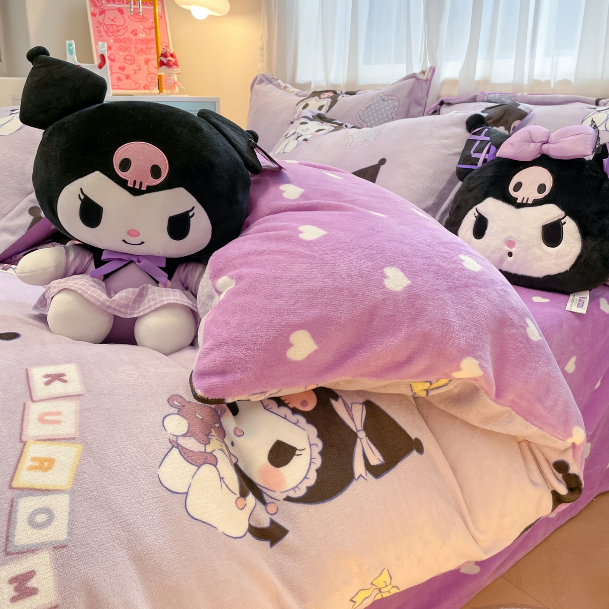 91家纺网 家纺一手货源 找家纺 暮思家居 2025新款三丽鸥正版授权高克重200克加厚保暖卡通牛奶绒四件套 牛奶绒-甜美库洛米