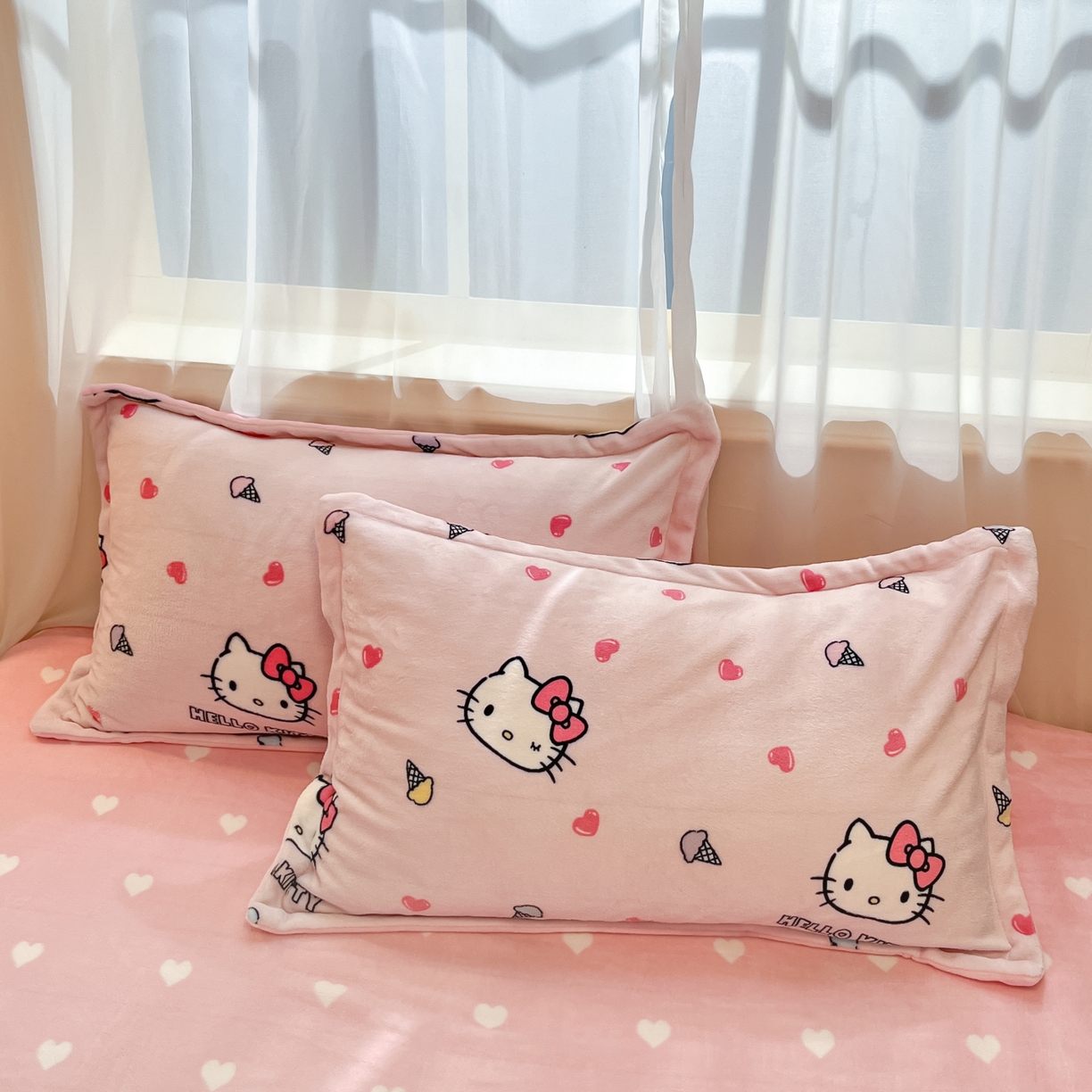 91家纺网 家纺一手货源 找家纺 暮思家居 2025新款三丽鸥正版授权高克重200克加厚保暖卡通牛奶绒四件套 牛奶绒-甜筒kt