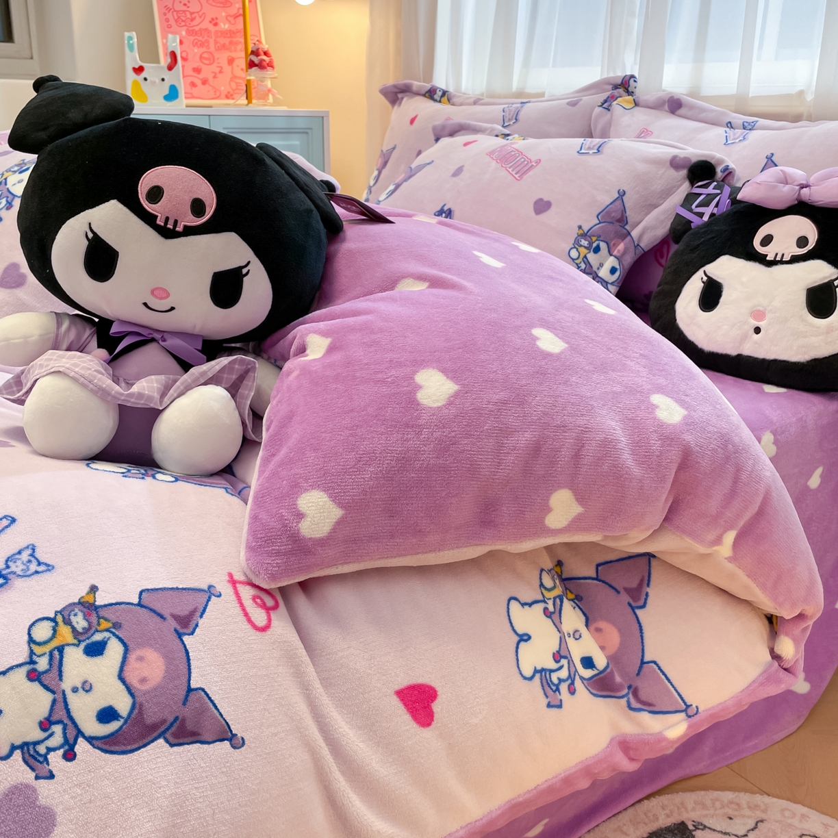 91家纺网 家纺一手货源 找家纺 暮思家居 2025新款三丽鸥正版授权高克重200克加厚保暖卡通牛奶绒四件套 牛奶绒-甜心库洛米