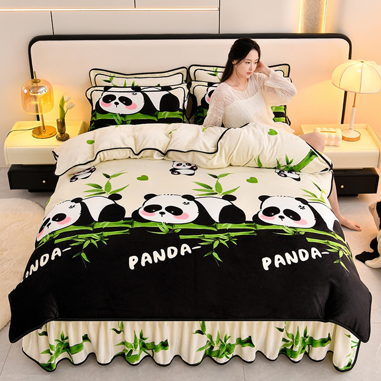 91家纺网 家纺一手货源 找家纺 梦宴 2025新款冬季牛奶绒加厚保暖床裙款法兰绒珊瑚绒四件套床上用品 熊猫乐园,熊猫乐园