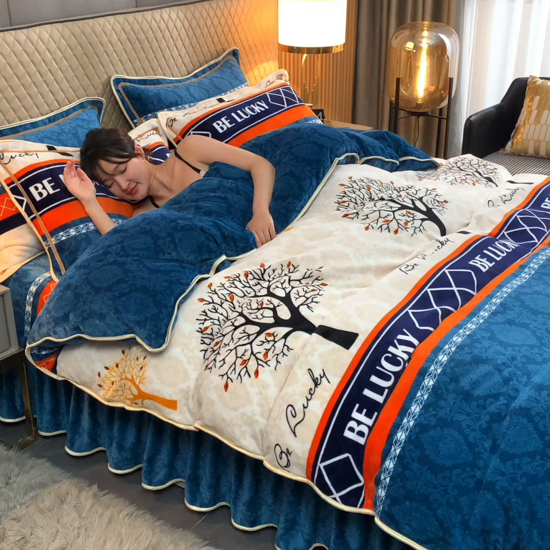 91家纺网 家纺一手货源 找家纺 梦宴 2025新款冬季牛奶绒加厚保暖床裙款法兰绒珊瑚绒四件套床上用品 幸福树