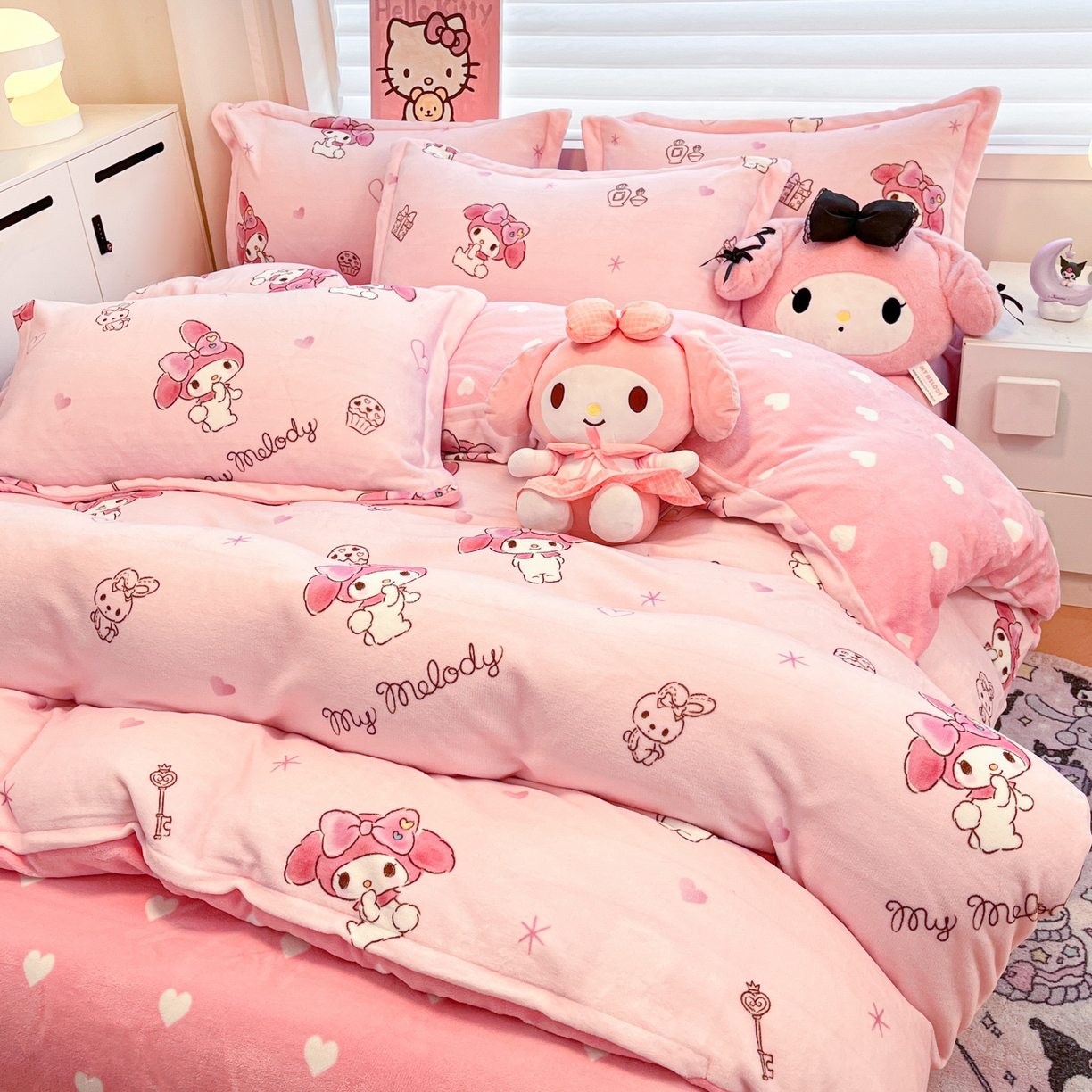 91家纺网 家纺一手货源 找家纺 暮思家居 2025新款三丽鸥正版授权高克重200克加厚保暖卡通牛奶绒四件套 牛奶绒-兔妮美乐蒂